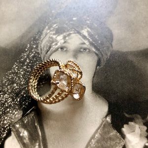 Vintage crystal ring😘❤️